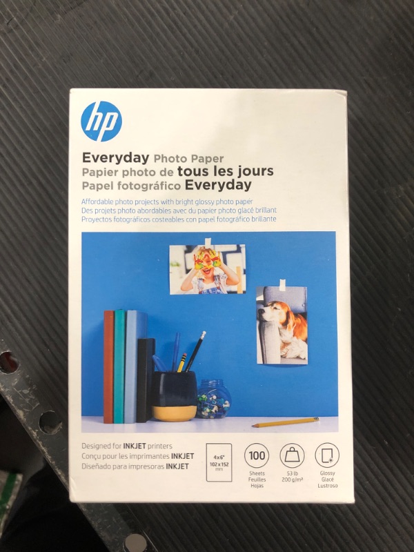 Photo 1 of HP Everyday Glossy Photo Paper 100 Sheets - CR759A