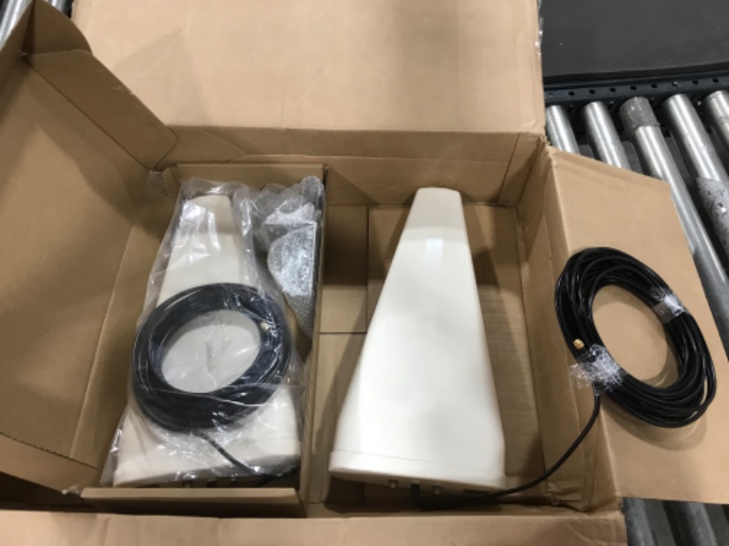 Photo 1 of High Gain External LPDA Antenna Kit for Huawei 4G Router 3 Prime B818 Optus HWB