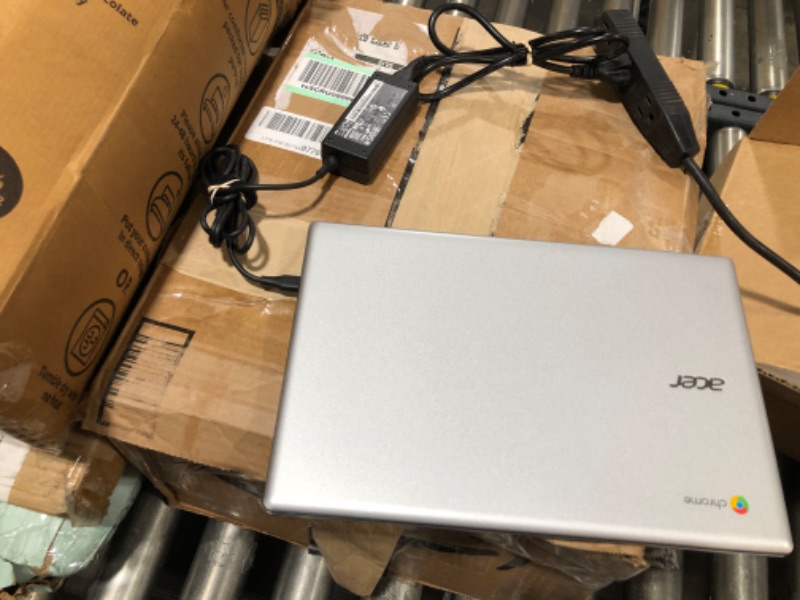 Photo 4 of  Acer Chromebook 311, Intel Celeron N4000, 11.6" HD Touch Display, Intel UHD Graphics, 4GB LPDDR4, 32GB eMMC, 802.11ac WiFi, Bluetooth, Google Chrome, CB311-9HT-C4UM 