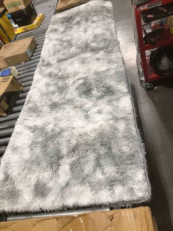 Photo 1 of 94 x 60 Rug