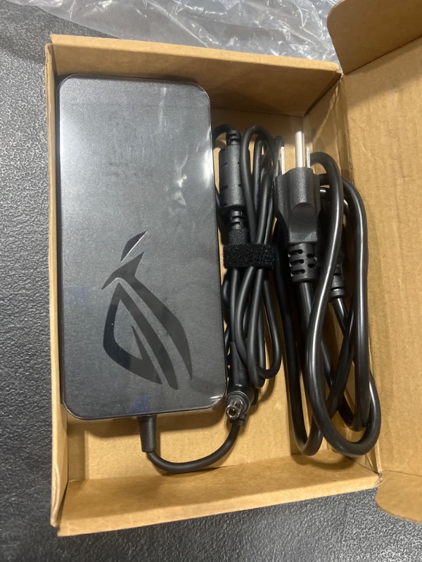 Photo 3 of 230W 19.5V 11.8A ADP-230GB B AC Adapter for Asus ROG Zephyrus S GX531GW GX701GX GX701GW GX701GV GL702V GX501V Strix Scar II GL704GM-DH74 GL703GM-DS74 Gaming Laptop Charger