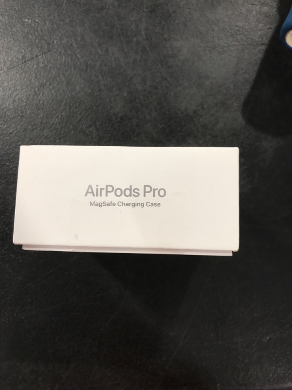 Photo 6 of Apple AirPods Pro True Wireless Bluetooth Headphones (1st Generation) with MagSafe