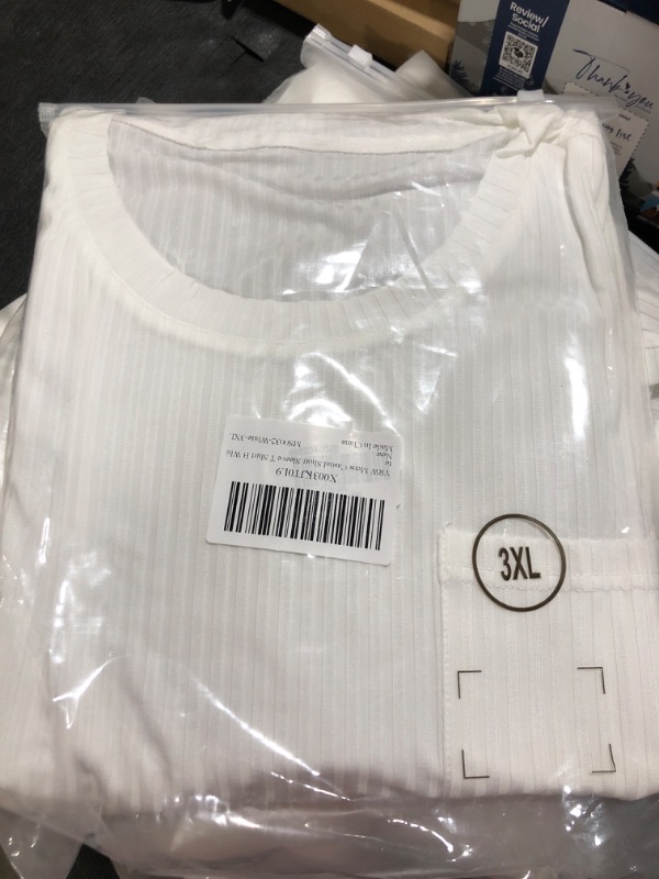 Photo 1 of 3XL WHITE CASUAL TEE 