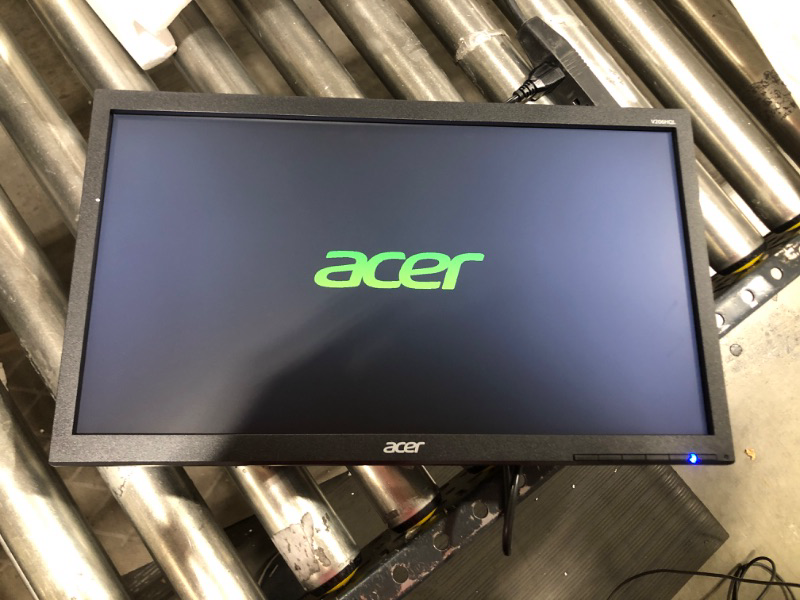 Photo 1 of Acer V206HQL 19.5" LED LCD Monitor - 16:9 - 5 ms
