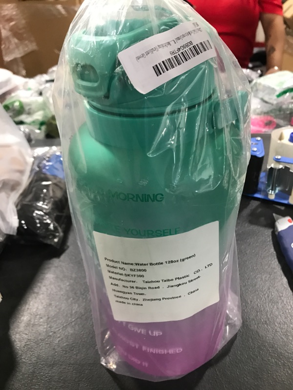 Photo 2 of 128oz/1 Gallon Motivational Water Bottle with Straw &Time Maker?Leak Proof gallon Water Jug Suitable For Gym And Outdoor Sports ?Perfect for Women And Man Drinking (Gradient Green)