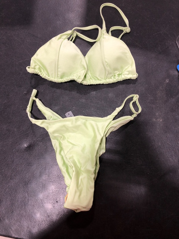 Photo 1 of Bikini Medium