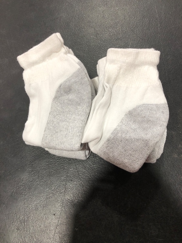 Photo 1 of 6 Pair Men's Ankle Socks Size 6-12