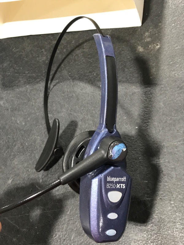Photo 1 of VXi Blueparrott B250-XTS Bluetooth Headset Bundle -203890, Two Microphone Cushions, NFC Enabled, Auricular Inalambrico, For Voice & Video Apps on Mobile Phone (B250-XTS w/ Cushions)