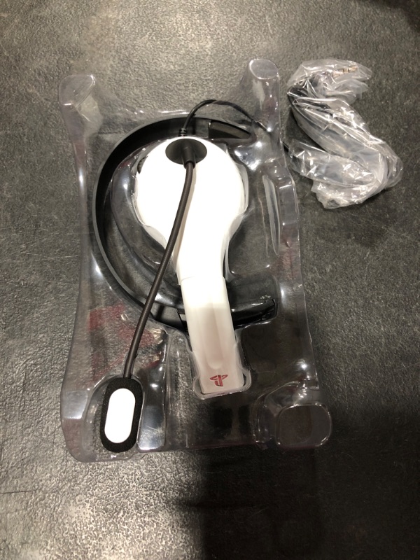 Photo 1 of Pdp - Performance Designed Products Pdp Gaming Lvl30 Wired Chat Headset - Playstation 5, Playstation 4 White
