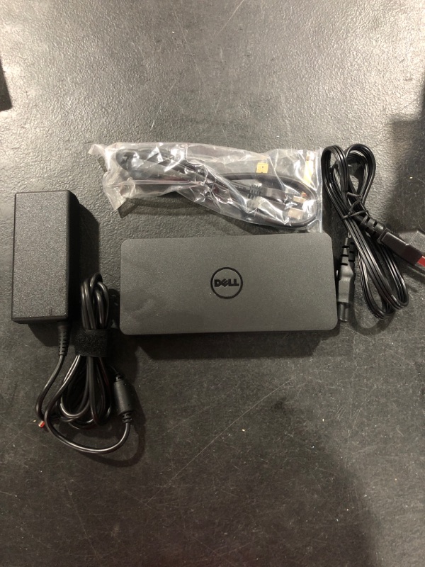 Photo 1 of Dell USB 3.0 Ultra HD/4K Triple Display Docking Station (D3100), Black Triple Display USB 3.0 Single