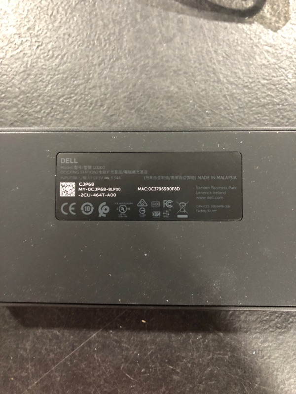 Photo 1 of Dell USB 3.0 Ultra HD/4K Triple Display Docking Station (D3100), Black Triple Display USB 3.0 Single