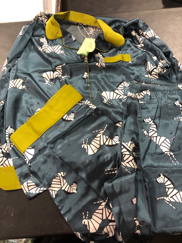 Photo 1 of Belle Heure Women’s 3XL Silk Satin Classic Long Sleeve Pajamas Button Down Silky Floral Animals Pattern Set Loungewear Sleepwear