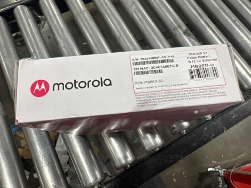Photo 4 of Motorola MB8611 Docsis 3.1 Cable Modem