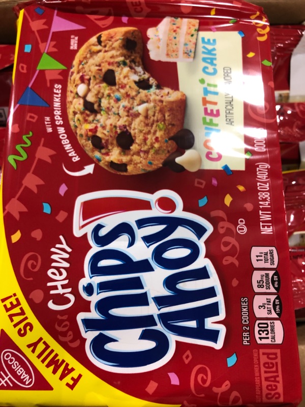 Photo 3 of CHIPS AHOY! Chewy Confetti Cake Chocolate Chip Cookies with Rainbow Sprinkles, Birthday Cookies, Family Size, 14.38 oz