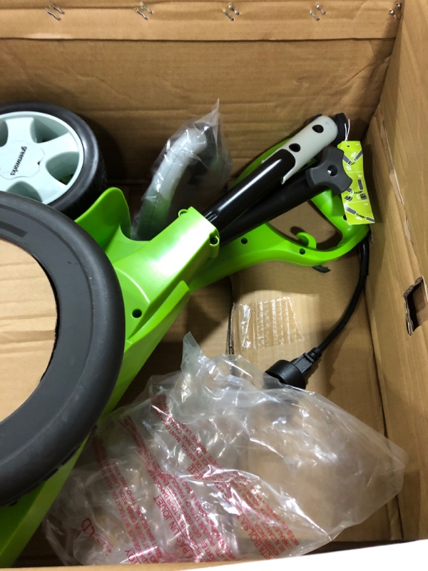 Photo 4 of Greenworks 12 Amp Electric Corded Edger 27032 Edger Corded