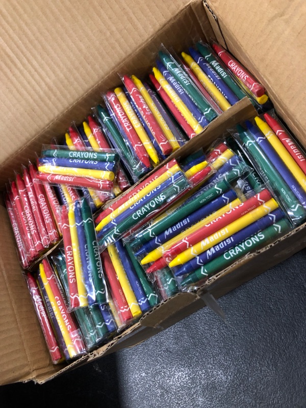 Photo 2 of Madisi Crayons Bulk Pack, Regular Size, 4 Colors, cellophane 250 Packs, 1000 Count