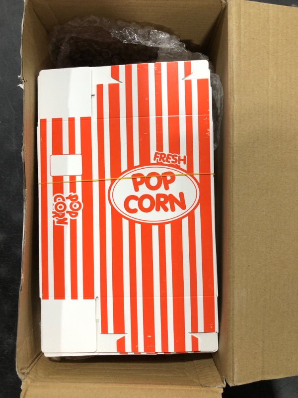 Photo 2 of 
200 Pcs Paper Popcorn Boxes 1 oz Close Top Oil Proof Disposable Popcorn Container 6 x 4 x 2 Inch Red and White Stripes Leak Proof Popcorn Boxes for Party Movie Party Theater Night Carnival Birthday