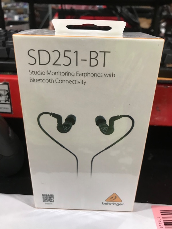 Photo 1 of Behringer SD251-BT Studio Monitoring Earphones - Black