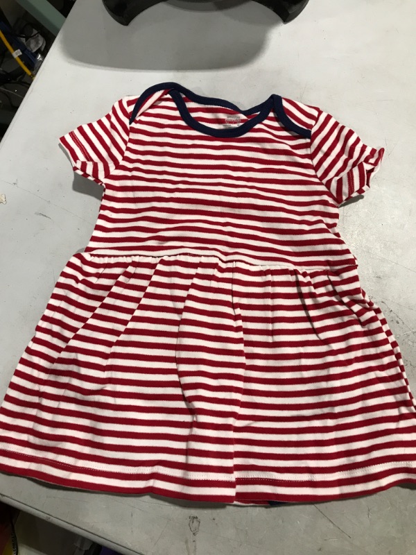 Photo 1 of Amazon Essentials Baby Girls' Short-Sleeve Dress SIZE 24 MONTHS 