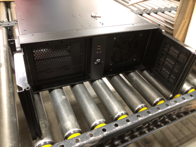 Photo 3 of RackChoice 4U Rackmount Server Chassis with 3 X 5.25 Front Bays+8x3.5 Drive Bays
