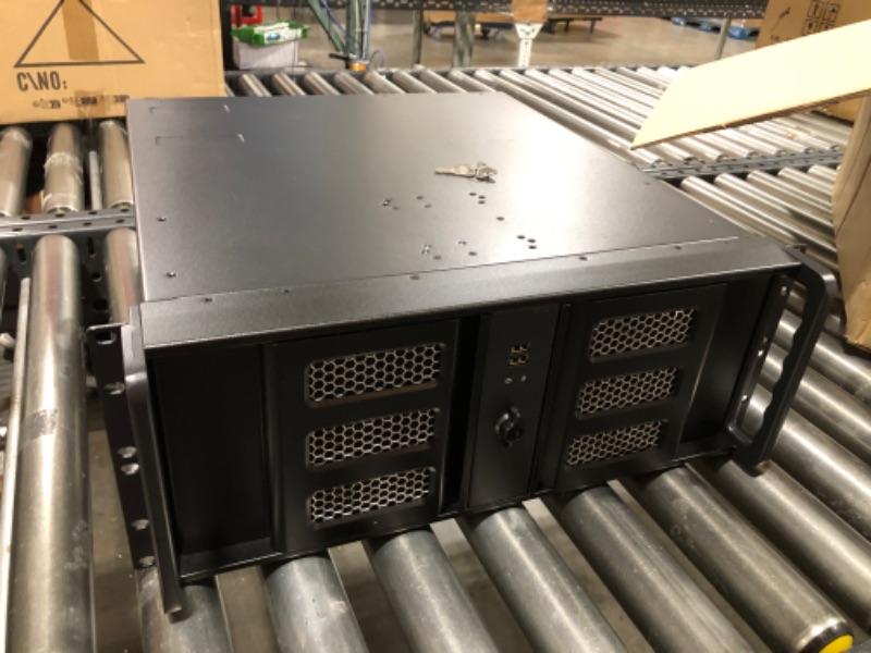 Photo 2 of RackChoice 4U Rackmount Server Chassis with 3 X 5.25 Front Bays+8x3.5 Drive Bays
