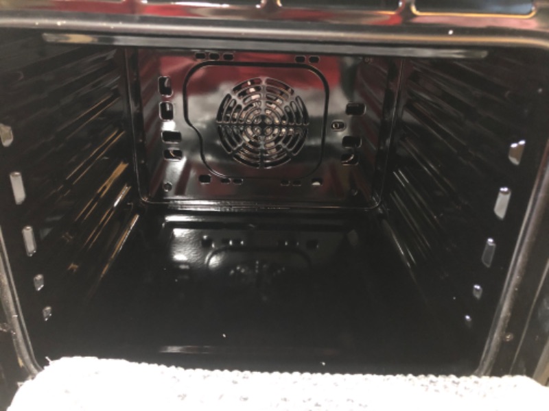 Photo 1 of Empava 24" 10 Cooking Functions W/ Rotisserie Electric LED Digital Display Touch Control Built-in Convection Single Wall Oven EMPV-24WOC02
