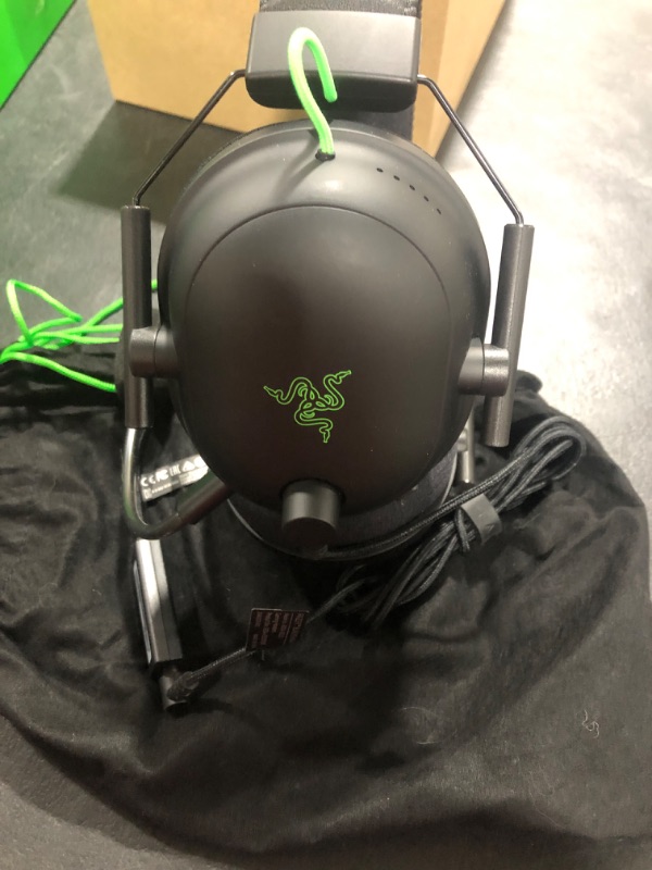 Photo 3 of Razer BlackShark V2 Gaming Headset: THX 7.1 Spatial Surround Sound - 50mm Drivers - Detachable Mic - PC, PS4, PS5, Switch, Xbox One, Xbox Series X & S, Mobile - 3.5 mm Audio Jack & USB DAC - Black Classic Black