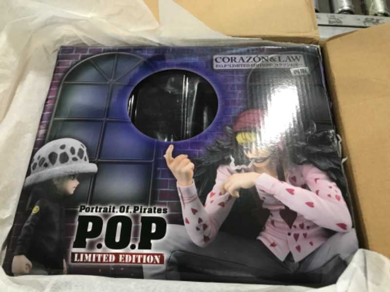 Photo 1 of MEGAHOUSE ONE Piece - Corazon & Law - Statue Excellent Model Li. Ed. P.O.P. 17cm