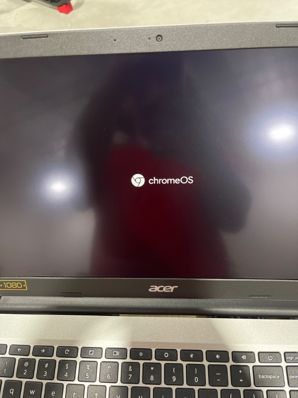 Photo 3 of Acer 2022 Chromebook 315 15.6" Full HD 1080p IPS Touchscreen Laptop PC, Intel Celeron N4020 Dual-Core Processor, 4GB DDR4 RAM, 64GB eMMC, Webcam, WiFi, 12 Hrs Battery Life, Chrome OS, Silver
