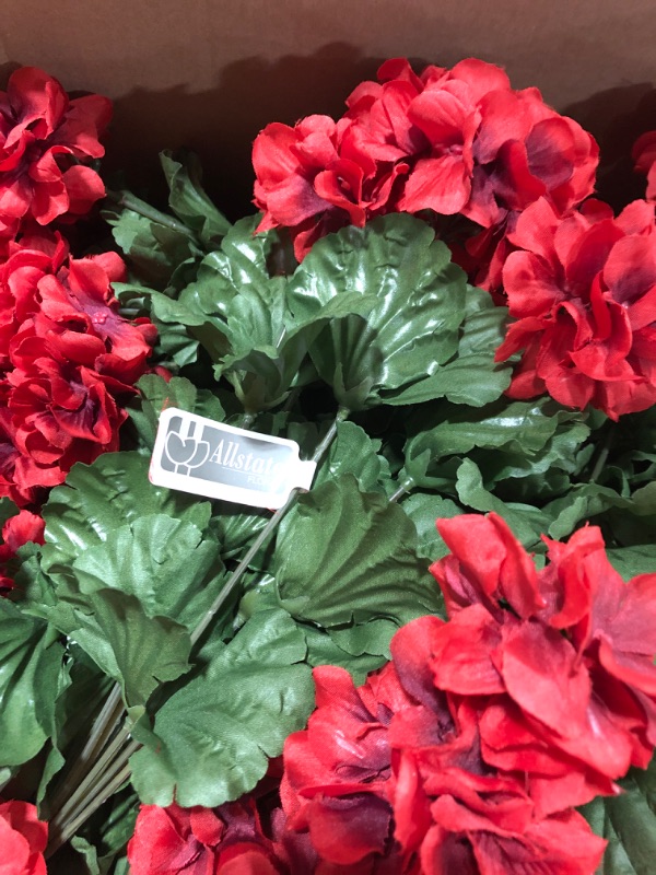 Photo 3 of 17" Silk Geranium Flower Bush -Red (case of 12)