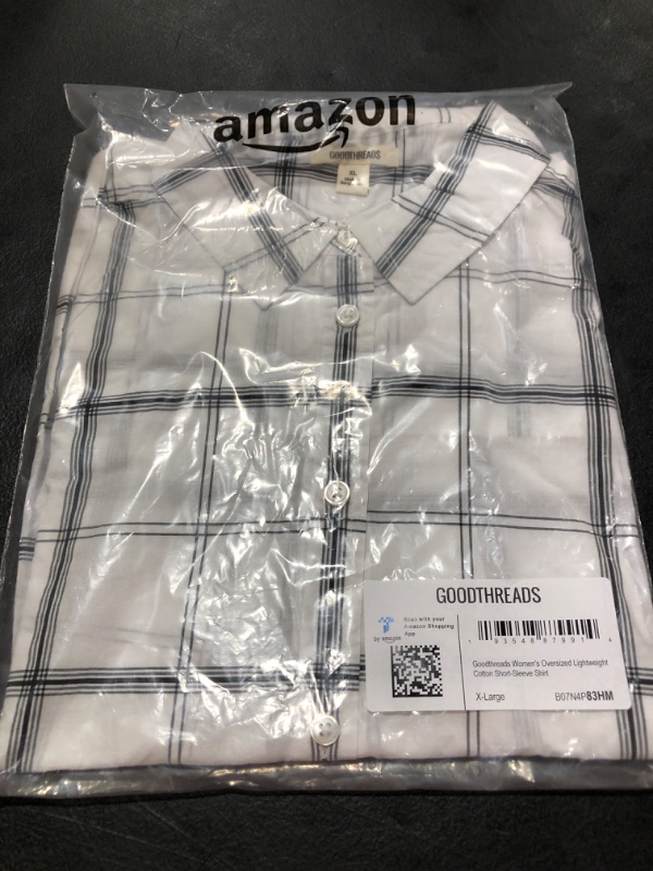 Photo 2 of Amazon Brand - Goodthreads Women's Oversized Lightweight Cotton Short-Sleeve Shirt X-Large White, Windowpane