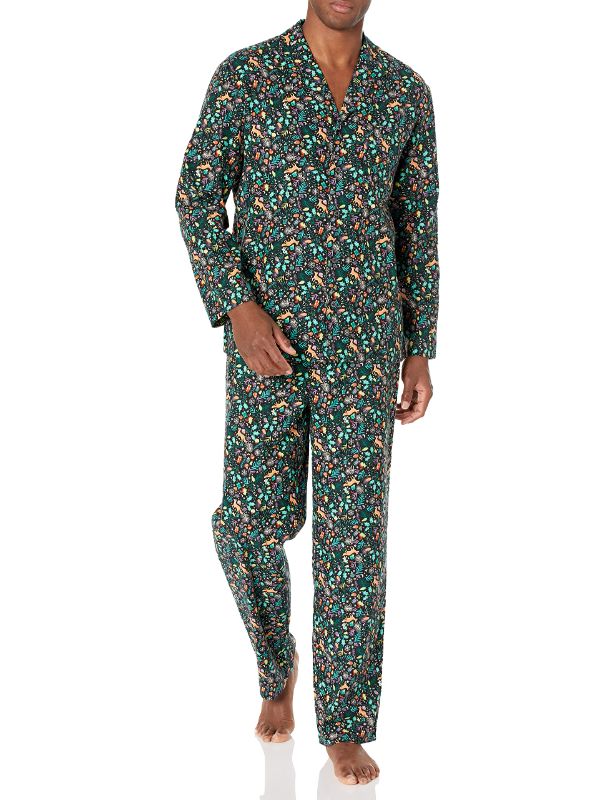 Photo 1 of Amazon Essentials Holiday Family Matching Pajama Sets Men's Medium Black Folkloric - Flannel Set SIZE M