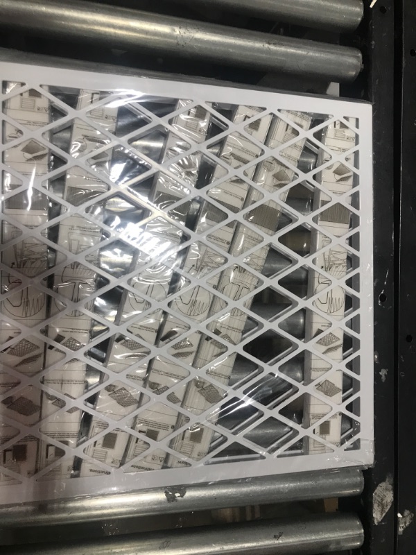 Photo 1 of 20x20x1 replaceable air filter 