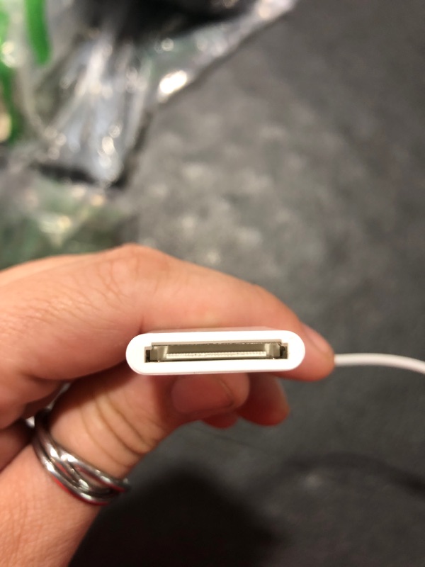 Photo 2 of Apple Thunderbolt Cord