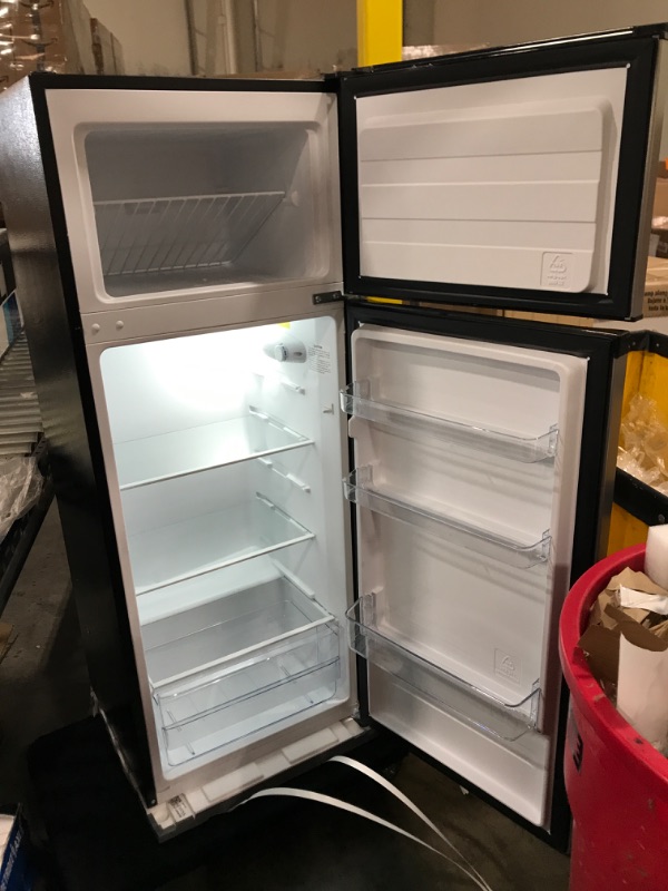 Photo 3 of 7.1 cu. ft. Top Freezer Refrigerator in Stainless Steel Look
