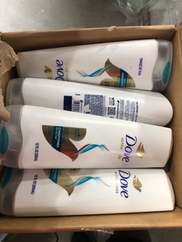 Photo 2 of Dove Beauty Daily Moisture Conditioner for Dry Hair
4 pack 
