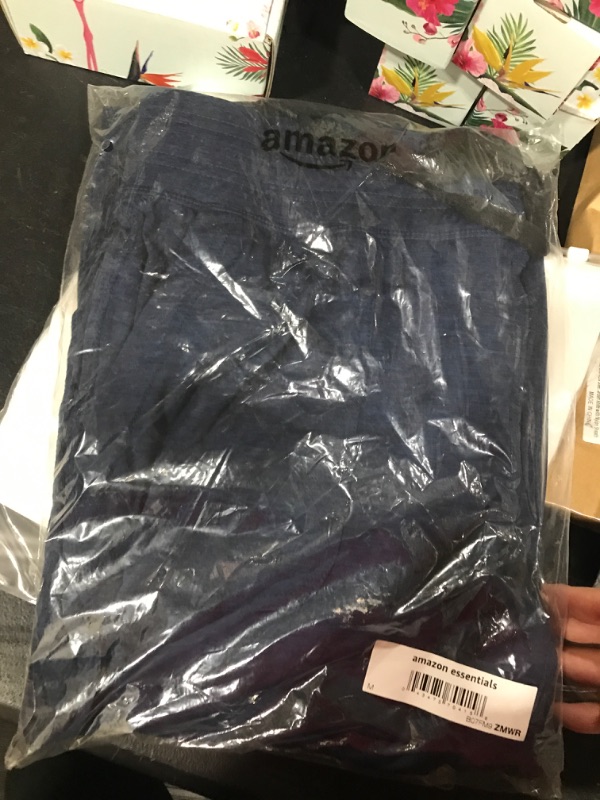 Photo 2 of Amazon Essentials Women's Brushed Tech Stretch Pant Medium Navy, Space Dye