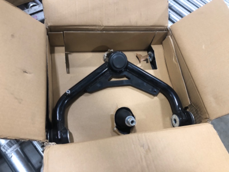 Photo 2 of 2-4" Lift Front Upper Control Arms with Ball Joint For 2000-2010 Silverado GMC Sierra 2500HD 3500HD / 2003-2009 H2, 2-4" Lift Suspension Kit Adjustable Control Arm
