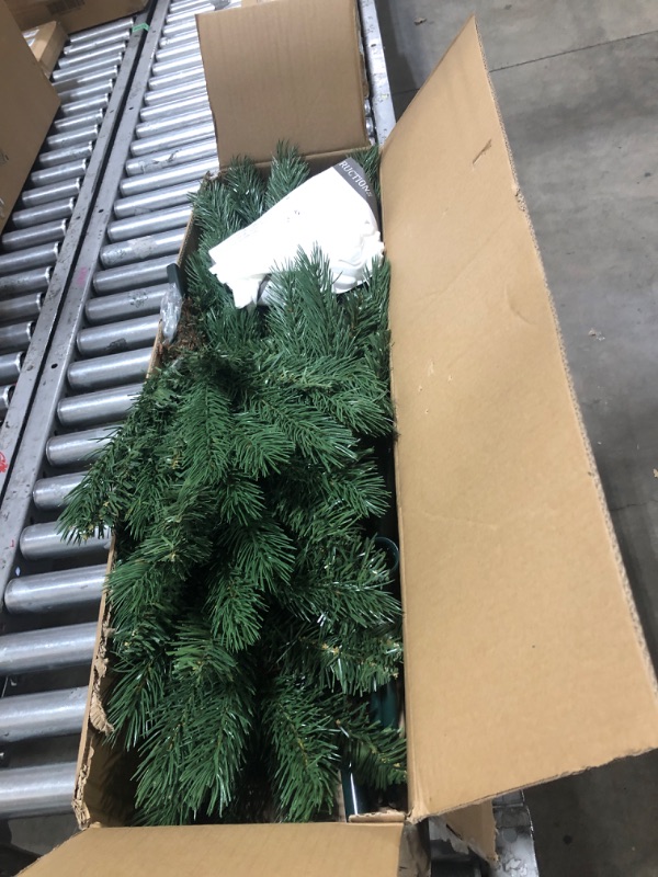 Photo 2 of 5FT Christmas Tree?Realistic Artificial Fir Pine Trees Suitable for Decorating Classrooms? Offices?and Family Xmas Party Decoration?Easy to Assemble Holiday Christmas Tree with Sturdy Metal Stand Green 5FT