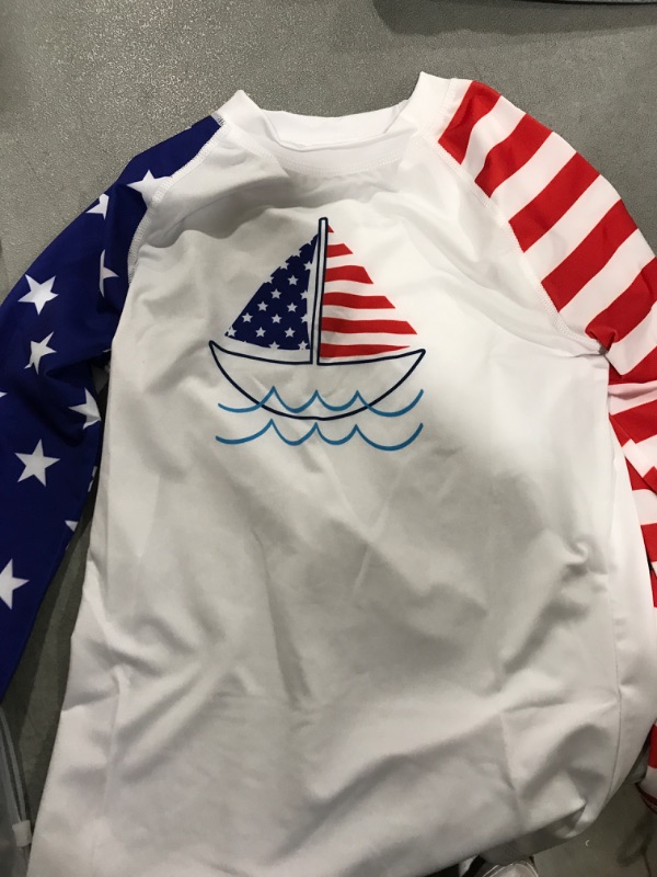Photo 1 of 130/M BesserBay Boys UPF 50+ Long Sleeve Rashguard Shirt UV Protection Swim Top 3-14 Years