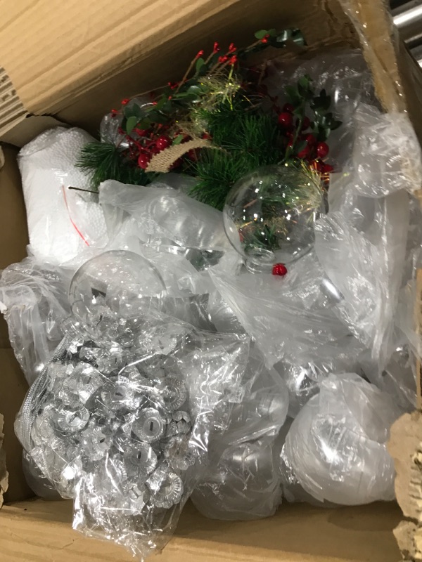 Photo 2 of 100 Set 3.15 Inch Christmas Clear Plastic Fillable Ball Ornament Set Christmas Tree Baubles Fillable Transparent DIY Acrylic Crafts Ball with Decorations for Christmas Party Holiday Home(Clear)
