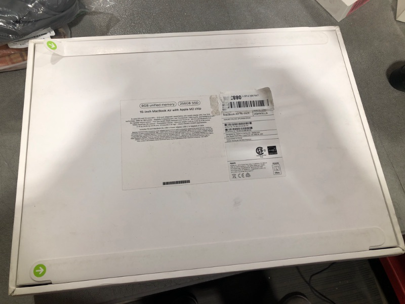 Photo 1 of Apple - MacBook Air 15" Laptop - M2 chip - 8GB Memory - 256GB SSD (Latest Model) - Midnight
