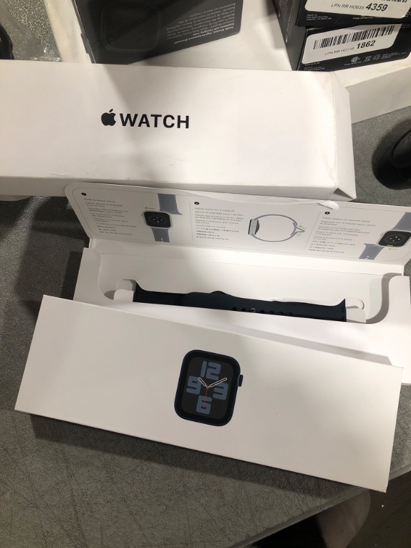 Photo 2 of Apple Watch SE (2nd Gen) [GPS 44mm] Smartwatch with Midnight Aluminum Case with Midnight Sport Band S/M. Fitness & Sleep Tracker, Crash Detection, Heart Rate Monitor Midnight Aluminum Case with Midnight Sport Band 44mm S/M - fits 140–190mm wrists Without 