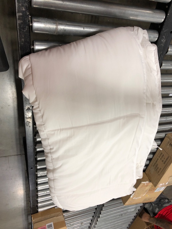 Photo 1 of  Quilted Duvet Insert with Corner Tabs All-Season- Soft Luxury Hotel Comforter - Reversible - Machine Washable - White 12'' x 128''
