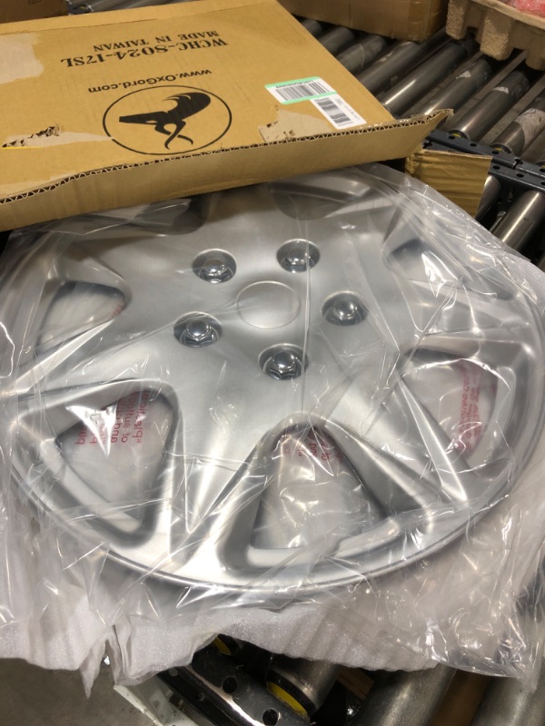 Photo 1 of 17 inch Hubcaps Best for 2005-2006 Chrysler Pacifica - (Set of 4) Wheel Covers 17in Hub Caps Silver Rim Cover - Car Accessories for 17 inch Wheels - Snap On Hubcap, Auto Tire Replacement Exterior Cap