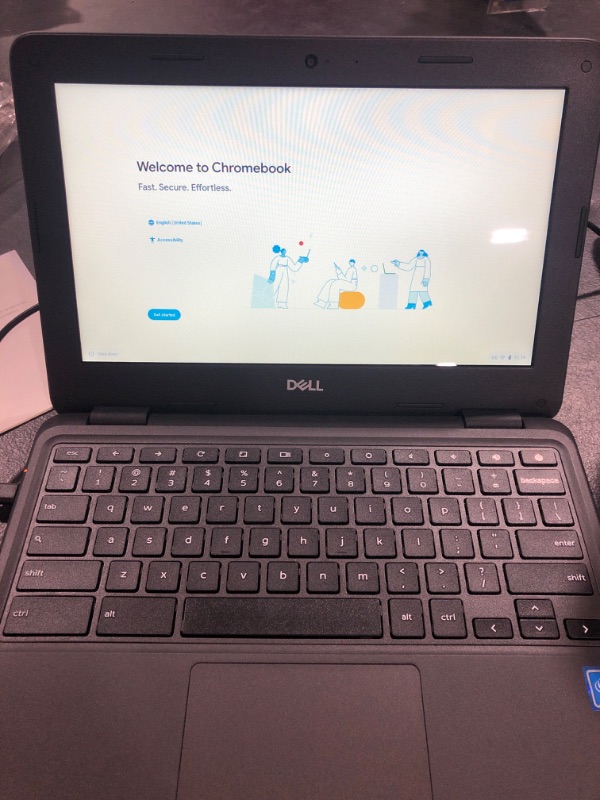 Photo 2 of Dell Chromebook 11 3000 3100 11.6" Chromebook - 1366 x 768 - Celeron N4020-4 GB MEMORY - 32GB HARD DRIVE - Chrome OS - Intel HD Graphics - English (US) Keyboard - Bluetooth - 14 Hour Battery Ru 