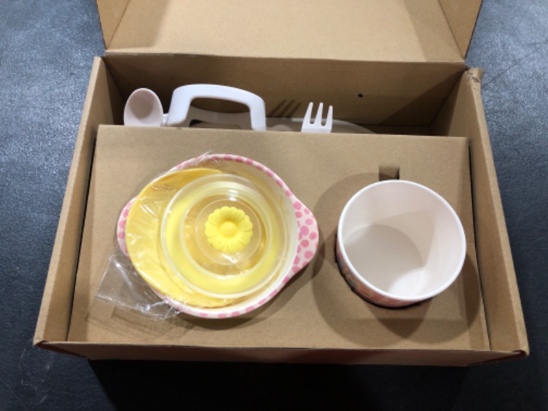 Photo 1 of Baby tableware 