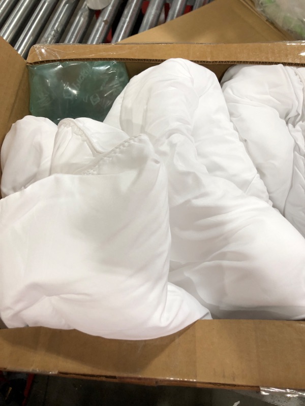 Photo 2 of  White Comforter Twin/Full