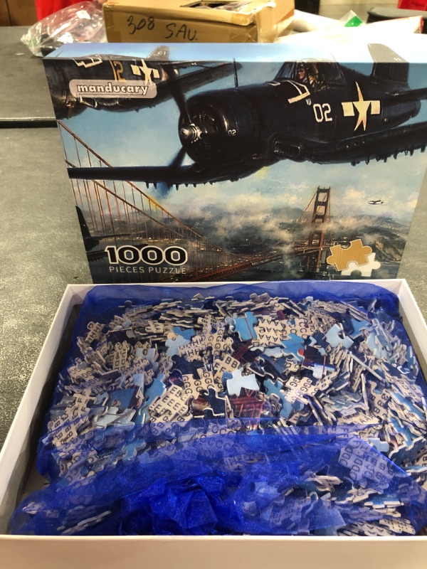 Photo 1 of 1000 PCS PUZZLE