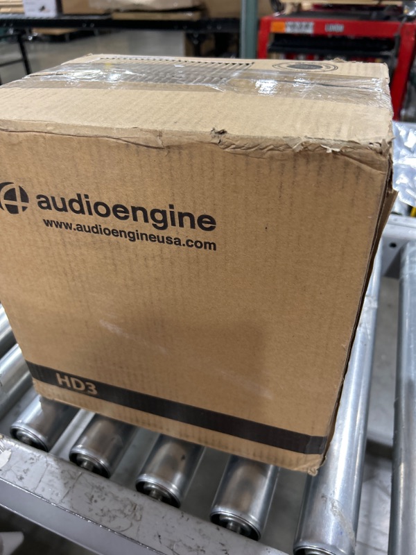 Photo 1 of Audioengine HD3 Powered Bluetooth Speakers and DS1M Metal Desktop Speaker Stands Bundle (White)